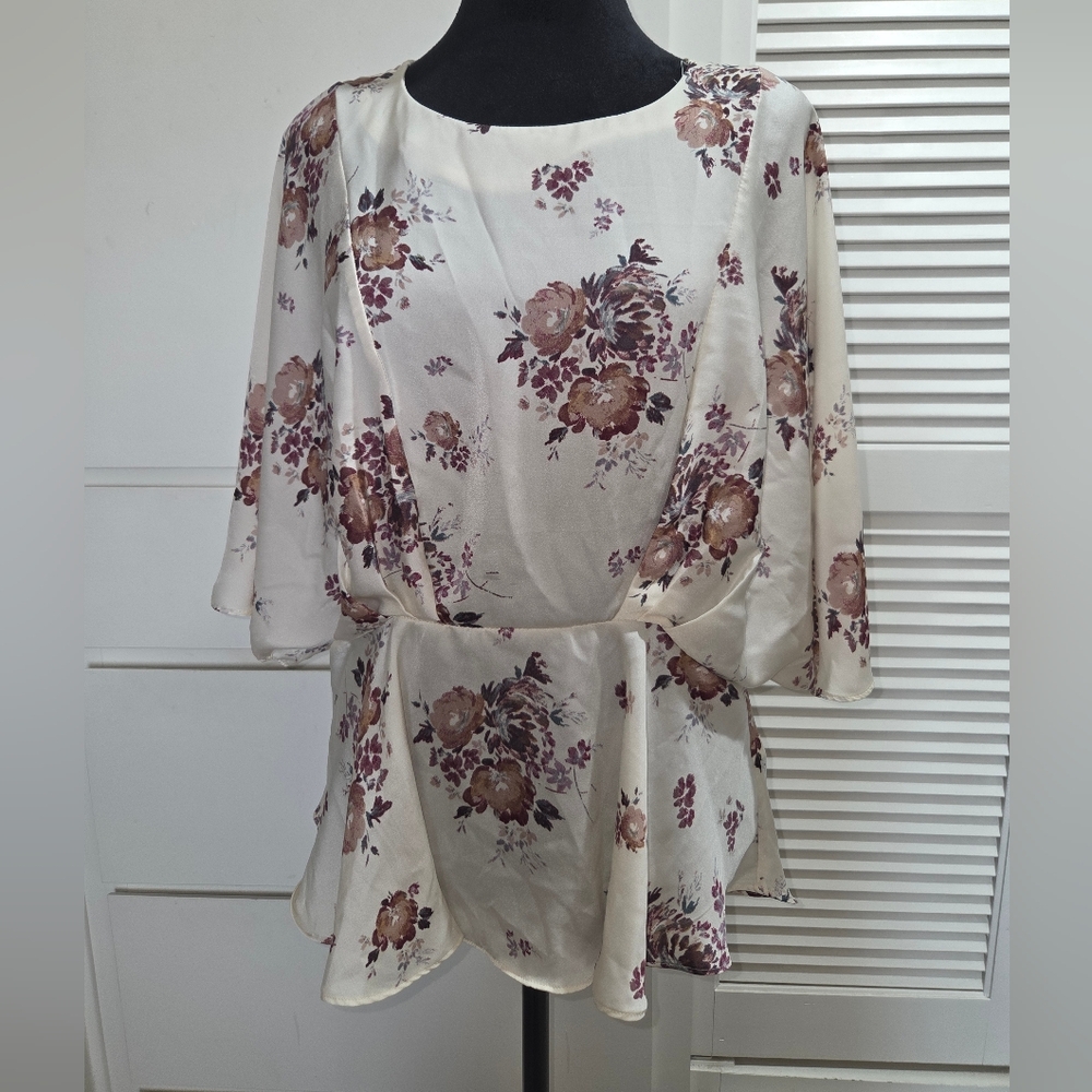 Maurices Cream and Brown Floral Blouse. Size L